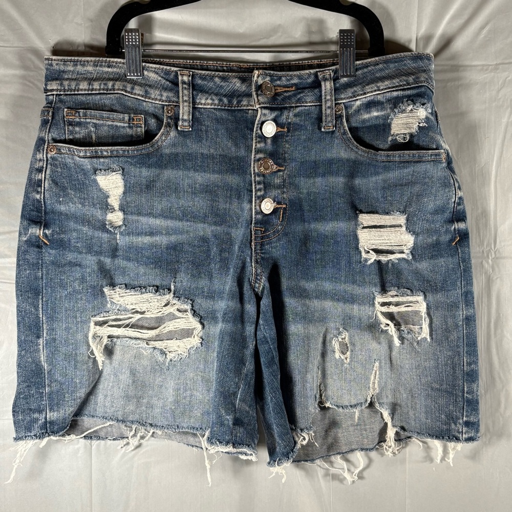 Maurices Denim Shorts Womens 8 High Rise Cut Off Distressed Button Fly Cotton‎